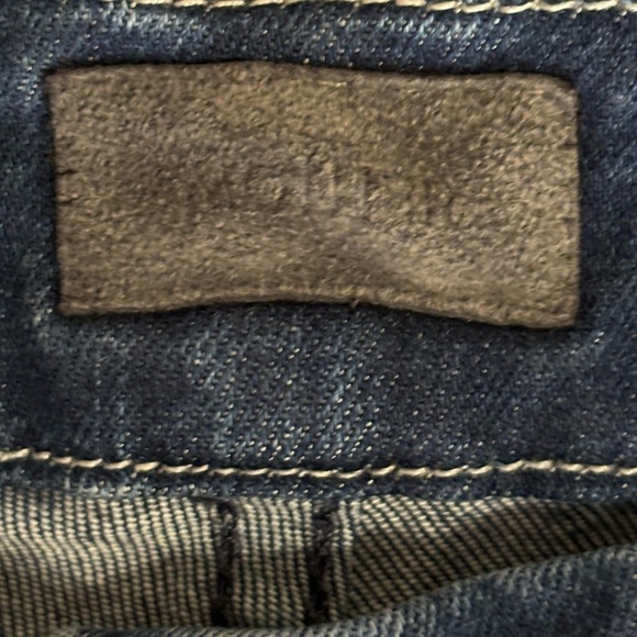 Mother Denim  High Waisted Looker Ankle Fray
Tongue in Chic size 25 - Picture 12 of 13